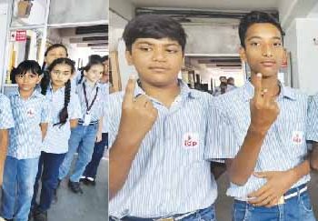 आईडीपी इंग्लिश मीडियम के छात्रों ने स्टूडेंट काउंसिल चुनाव में डाला वोट, समझी लोकतांत्रिक प्रक्रिया