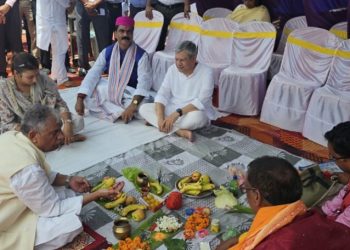 रेल मंत्री अश्विनी वैष्णव ने किया कर्पूरीग्राम स्टेशन के उन्नयन कार्य का शिलान्यास