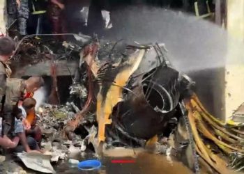 बांग्लादेश वायुसेना का प्रशिक्षण विमान कॉलेज परिसर में गिरा 19 लोगों की मौत, 164 घायल