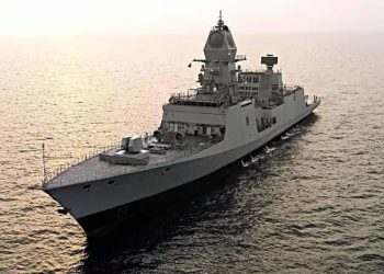 इंडियन नेवी को मिला नया युद्धपोत हिमगिरि, ब्रह्मोस-बराक मिसाइलों से लैस