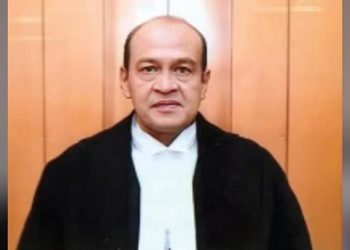 जस्टिस वर्मा पर गिर सकती है गाज, संसद में पेश होगा हटाने का प्रस्ताव