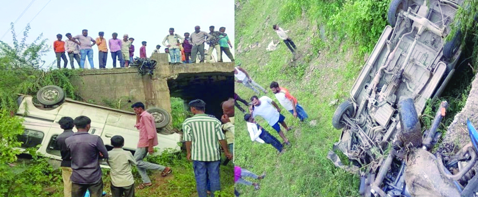 गुजरात-राजस्थान सीमा पर भीषण हादसा: इको कार और बाइक की टक्कर में 3 की मौत, 2 घायल