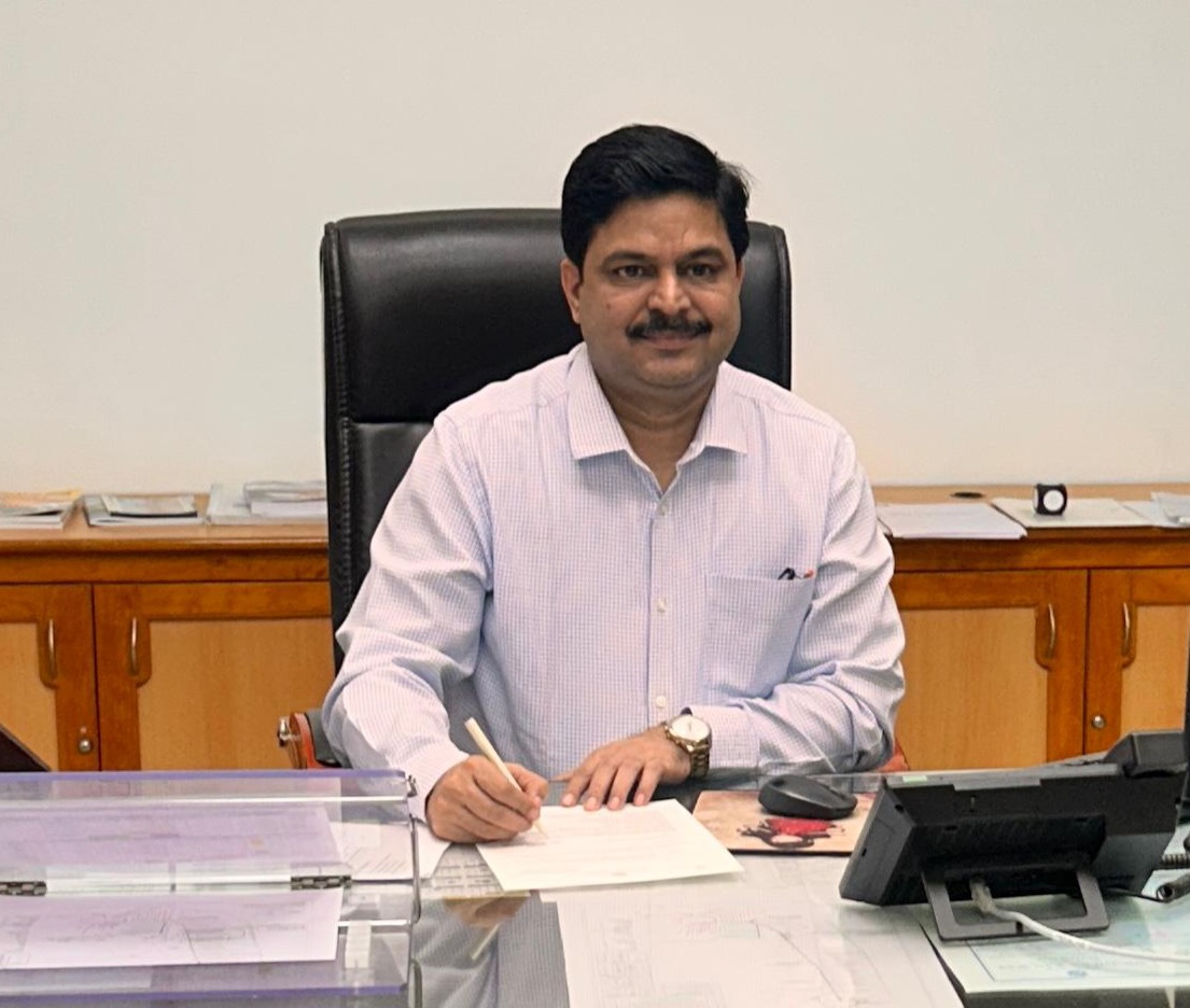 श्री मधुकर रोत ने दक्षिण रेलवे में पलक्कड़ मंडल के मंडल रेल प्रबंधक के रूप में कार्यभार संभाला