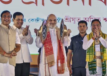 केंद्रीय गृह मंत्री का विपक्ष पर कटाक्षः असम का नेतृत्व ऐसे लोग नहीं कर सकते, जो बार-बार पाकिस्तान जाते हों: अमित शाह