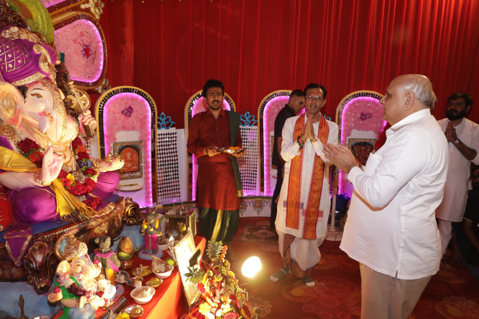 मुख्यमंत्री भूपेंद्र पटेल घाटलोडिया विधानसभा निर्वाचन क्षेत्र में विभिन्न गणेशोत्सव में सहभागी हुए