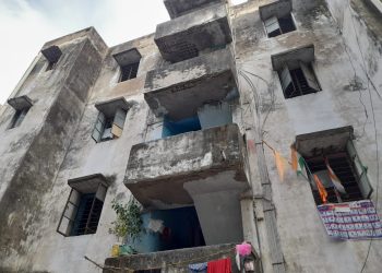 बिना किसी पूर्व सूचना के पानी और ड्रेनेज कनेक्शन काटे जाने के खिलाफ कॉर्पोरेटर इकबाल शेख ने उठाया मुद्दा