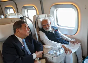 प्रधानमंत्री मोदी 7 साल बाद चीन की धरती पर रखा कदमःमोदी का रेड कारपेट पर हुआ भव्य स्वागत