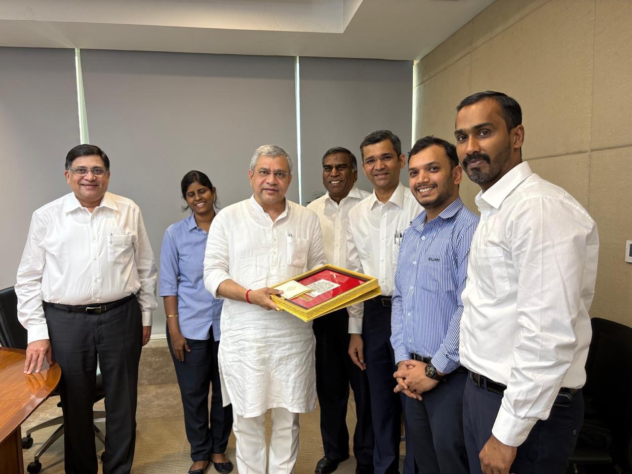 एआई सर्वर, ड्रोन और मोबाइल फोन में इस्तेमाल होने वाले सबसे उन्नत चिप्स ः अश्विनी वैष्णव