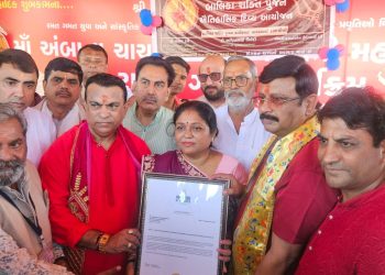 अंबाजी के पवित्र प्रांगण में इतिहास रचा : 1111 से अधिक बाल कन्याओं के पूजन से वर्ल्ड बुक ऑफ रिकॉर्ड में स्थान