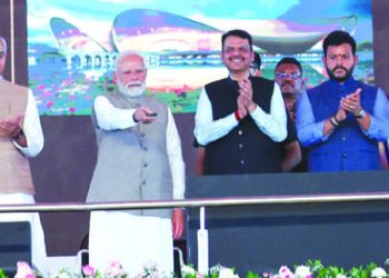 PM ने नवी मुंबई अंतरराष्ट्रीय हवाई अड्डे, मुंबई मेट्रो लाइन-3 के दूसरे चरण का किया उद्घाटन,मुंबई हमले के बाद कांग्रेस ने घुटने टेके थे:मोदी