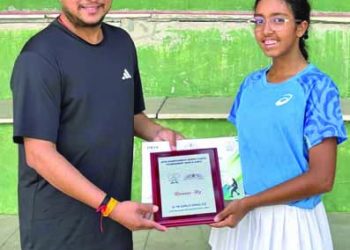 अण्डर-16 गर्ल्स वर्ग में अहमदाबाद की माहिका वार्ष्णेय उपविजेता बनीं