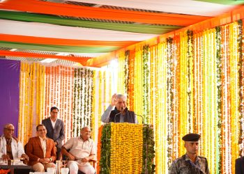 अश्विनी वैष्णव ने नई रेल सेवा को स्वर्ण नगरी एक्सप्रेस के नाम से संचालित करने की घोषणा की