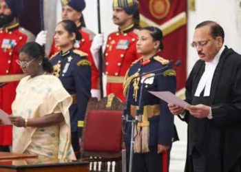 देश के 53वें CJI बने जस्टिस सूर्यकांत