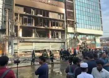 शेख हसीना विरोधी नेता उस्मान हादी की मौ*त के बाद सुलगा बांग्लादेश, हिंदू युवक की पीटकर हत्या, 2 न्यूज चैनल्स फूंके