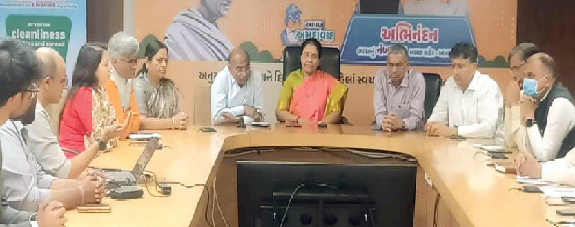 अहमदाबाद: कांकरिया कार्निवल-2025 की तैयारियां जोरों पर, मेयर प्रतिभाजैन ने की हाईलेवल समीक्षा