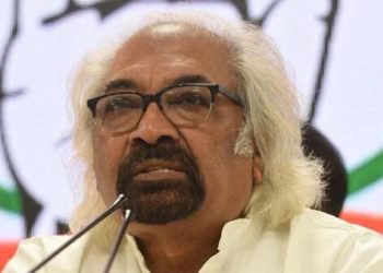 राहुल गांधी पर विदेश में रखी जाती है नजर :सैम पित्रोदा