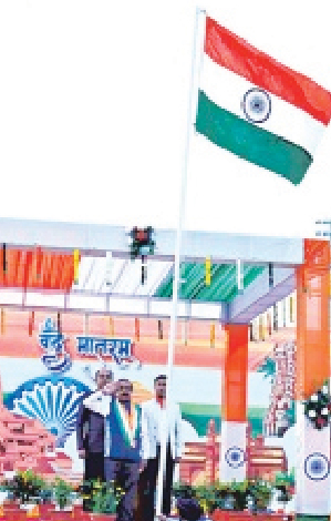 कांडला में 77वें गणतंत्र दिवस का भव्य आयोजन : दीनदयाल पोर्ट अथॉरिटी और इफ्को ने देशभक्ति के साथ मनाया राष्ट्रीय पर्व