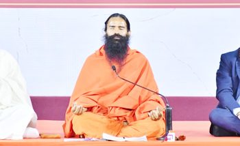 धीरे-धीरे पूरी दुनिया के 80-90% लोग सनातन को फॉलो करेंगे : स्वामी रामदेव