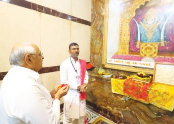 मुख्यमंत्री भूपेंद्र पटेल ने खंभलाय माताजी मंदिर में की पूजा-अर्चना