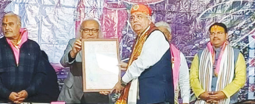 अहमदाबाद के संपादक एवं साहित्यकार शरद जोषी ‘साहित्य सुधाकर’ की मानद उपाधि से सम्मानित 