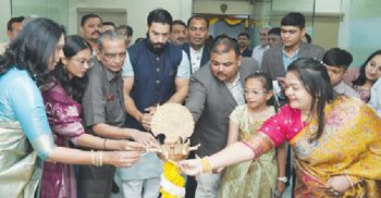 भावनगर में ‘विवेक एडवरटाइजर्स’ के नए आधुनिक कार्यालय का भव्य उद्घाटन