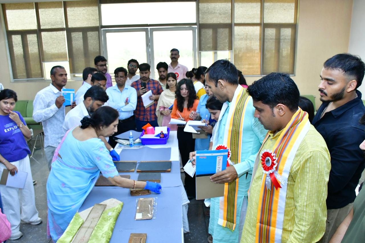 पांडुलिपियाँ भारत की अतुलनीय सभ्यतागत धरोहर, इस पर पांच दिवसीय पतंजलि रिसर्च फाउंडेशन में मंथन शुरू