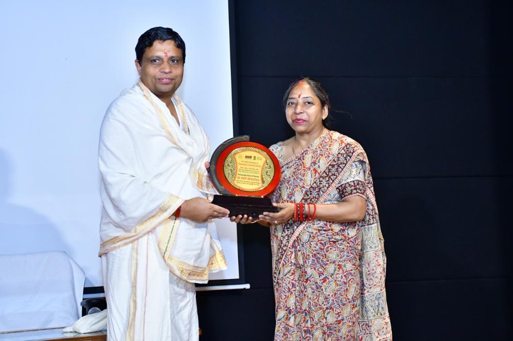 पतंजलि रिसर्च फाउंडेशन, हरिद्वार में ‘पांडुलिपियों का निवारण एवं संरक्षण’ विषय पर पाँच दिवसीय कार्यशाला का आयोजन